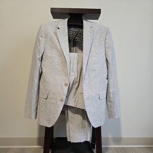 Joseph Abboud Light Gray Suit Set